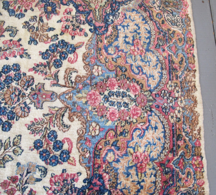 Fine Kirman Laver Carpet