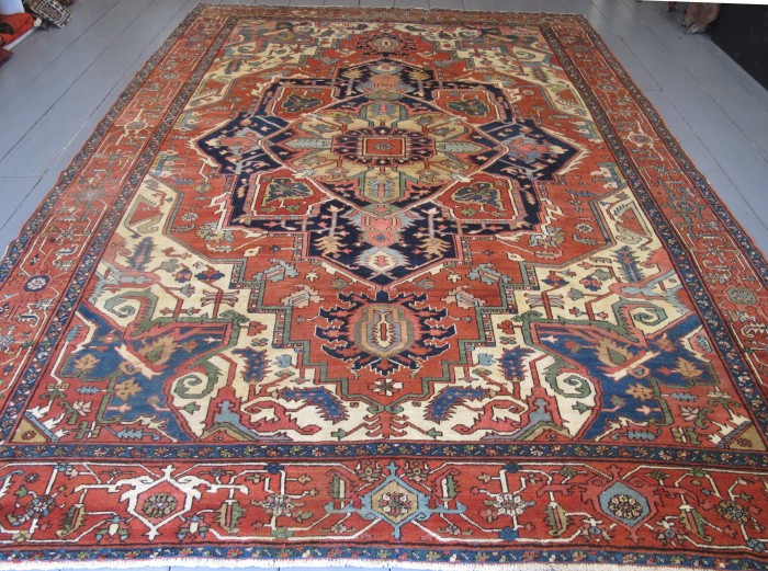 Spectacular Serapi Carpet