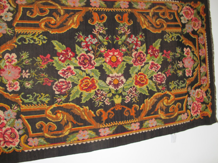 Moldovan Floral Kilim