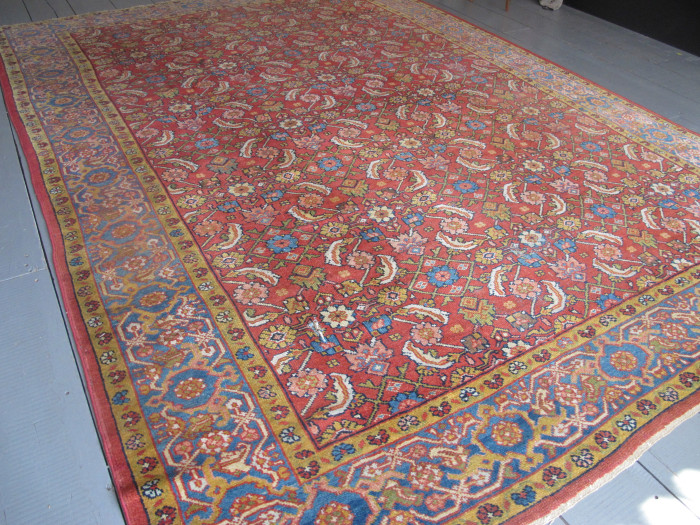 Mahal Carpet