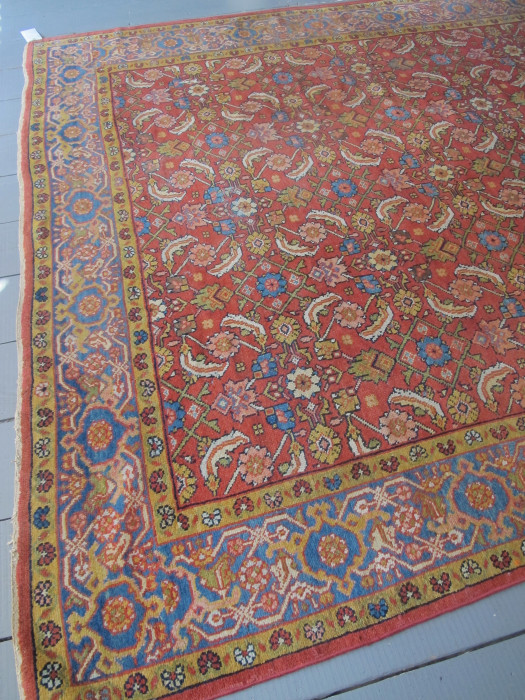 Mahal Carpet