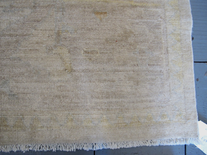 Pale Oushak Design Carpet