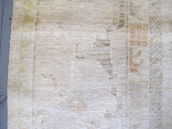 Pale Oushak Design Carpet