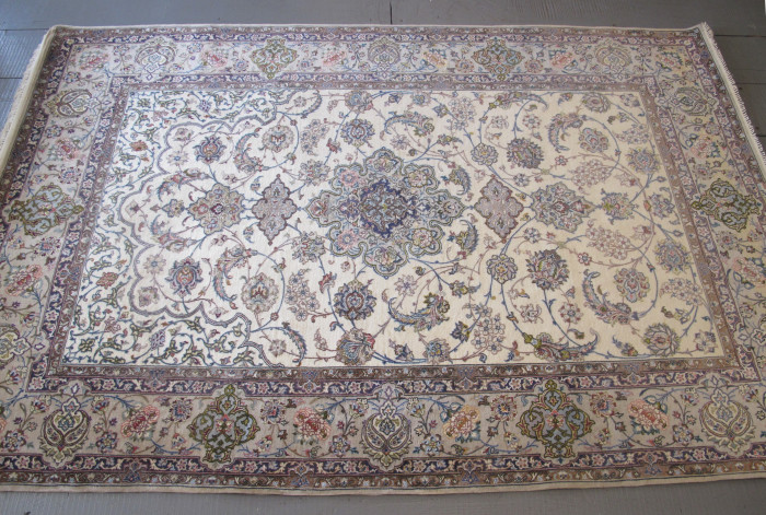 Fine Part-Silk Isfahan Rug