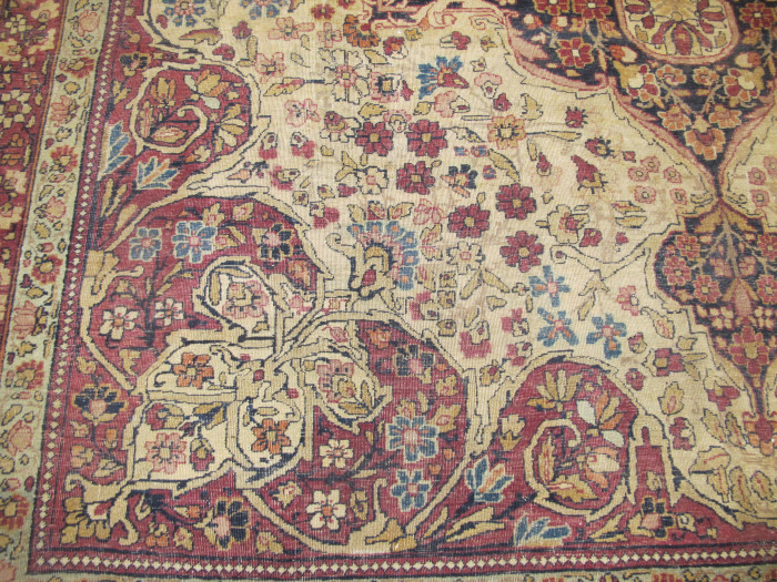 Kirman Laver Carpet