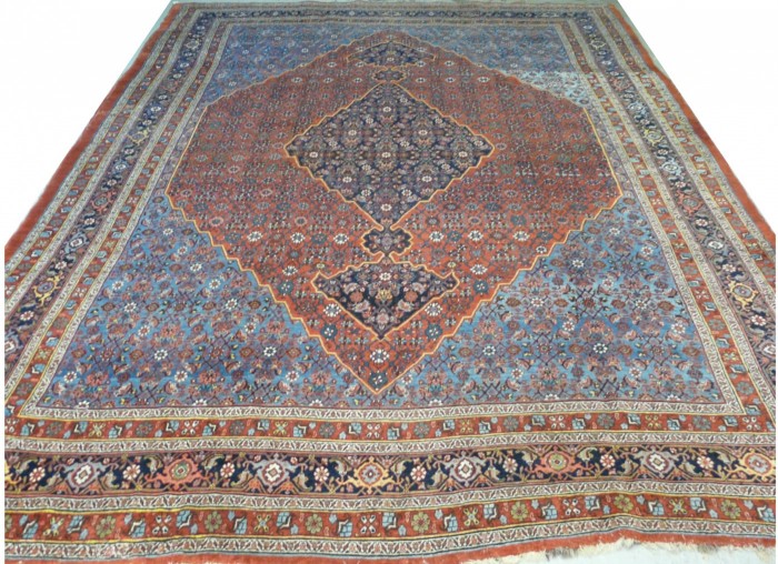 Handsome Bidjar Carpet