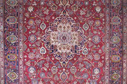 Fine Silk Kashan Rug, Central Persia, Circa 1930, 2.10m X 1.28m