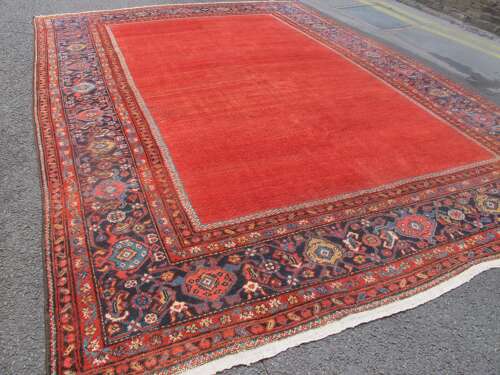 Fereghan Carpet With Plain Field, Persia, Circa 1880, 3.93m X 2.89m (12' 11