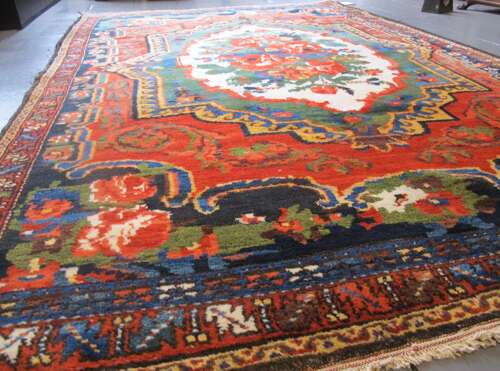 Antique Persian Baktiar Rug, 2.05m X 1.36m