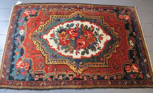 Antique Persian Baktiar Rug, 2.05m X 1.36m