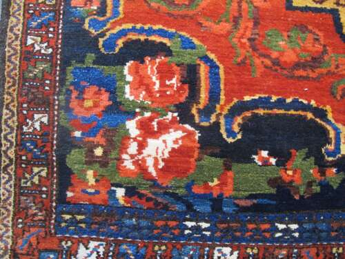 Antique Persian Baktiar Rug, 2.05m X 1.36m