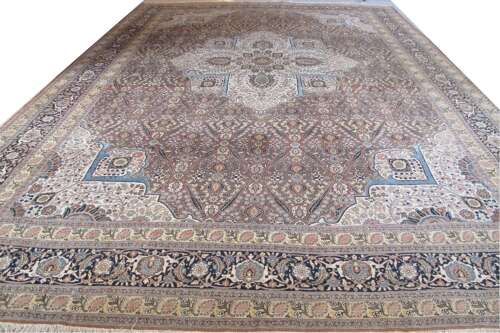 Exceptional 'haji Jalili' Tabriz Carpet, 5.61m X 3.93m