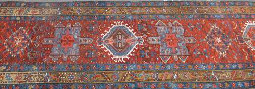 Fine Persian Heriz Long Runner, 4.39m X 0.96m