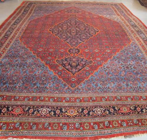 Attractive Large Antique Persian Bidjar Carpet, 4.96m X 3.35m (16ft 3inches X 11ft)