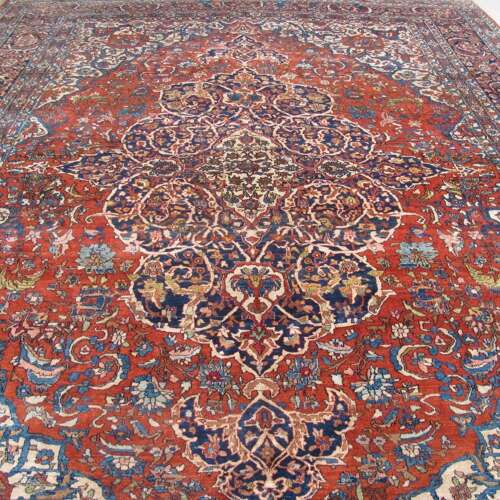 Exceptional Persian Isfahan Carpet, Circa 1900, 4.16m X 3.10m