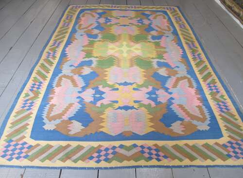 Mid-20th Century Abstract Wool Kilim, 3.05m x 1.99m.