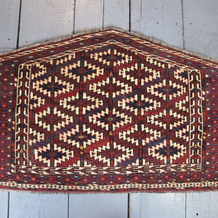Yomut Azmalyk, Turkmenistan, Circa 1880, 70cm x 115cm