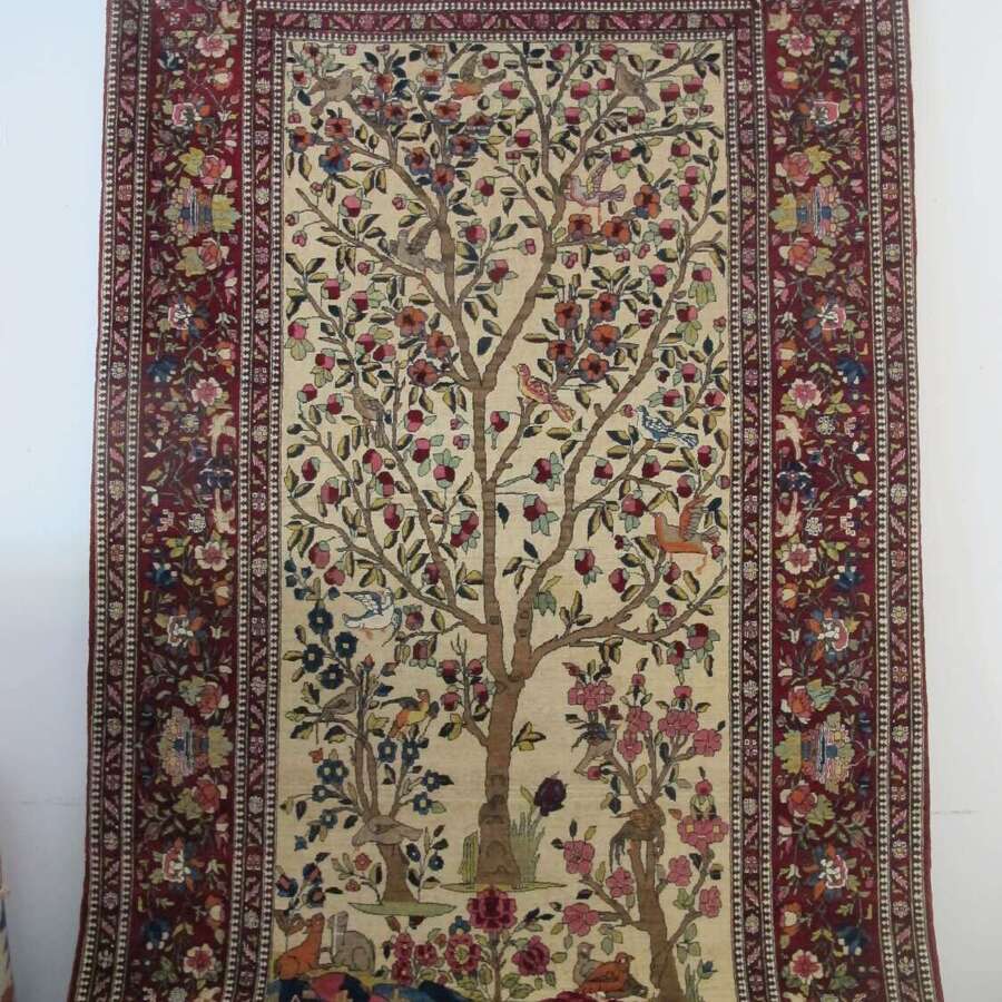 'Ahmadi' Isfahan Rug, Central Persia, Circa 1910, 2.33m x 1.43m