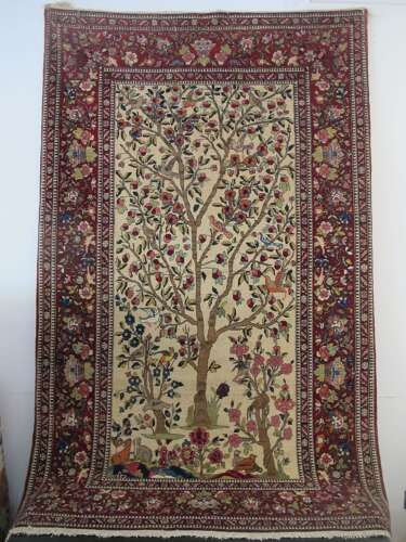 'Ahmadi' Isfahan Rug, Central Persia, Circa 1910, 2.33m x 1.43m