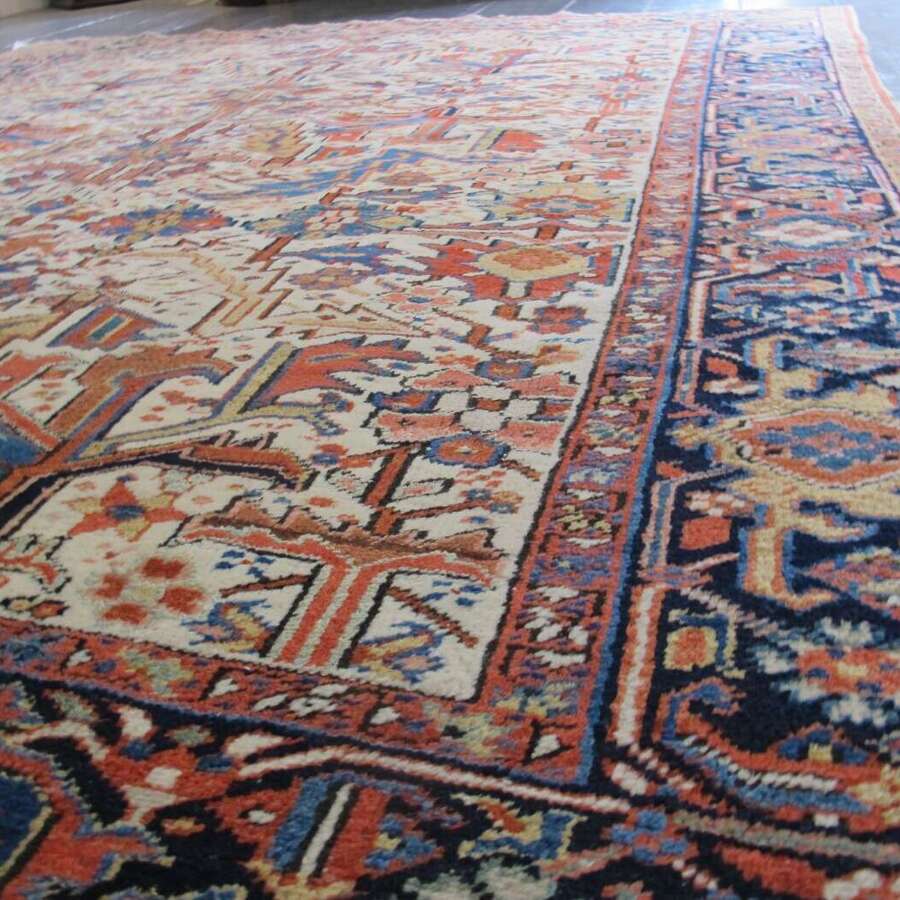 Ivory Ground Heriz Carpet, North-West Persia, Circa 1900, 2.90m x 2.37m