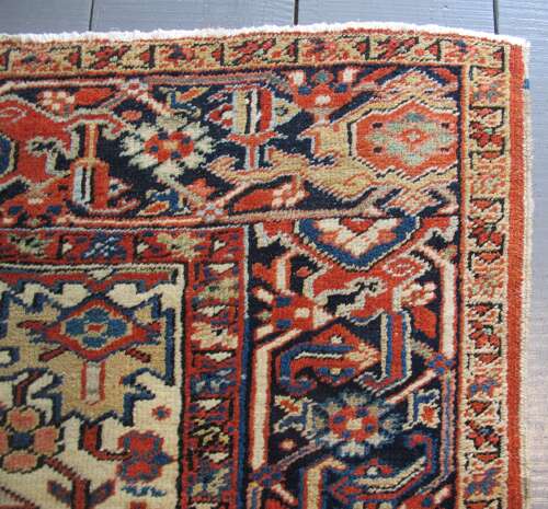 Ivory Ground Heriz Carpet, North-West Persia, Circa 1900, 2.90m x 2.37m