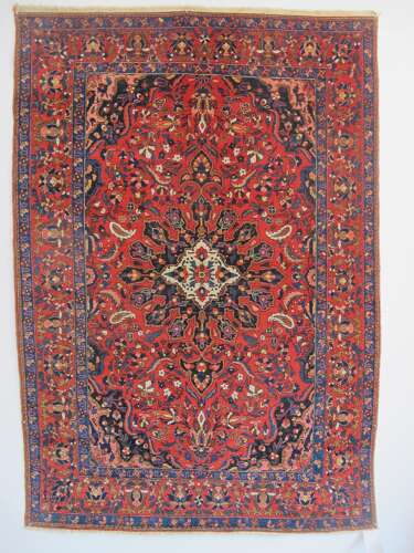 Fine Bakhtiar Rug
