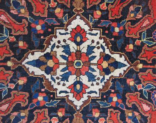 Fine Bakhtiar Rug