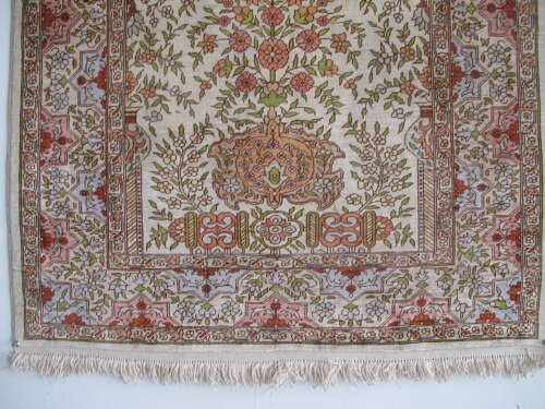 Fine Silk Hereke Rug